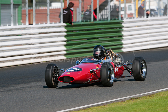 18 William COWING  Ginetta G8