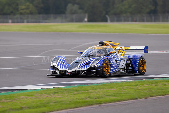 7  James Walker / Miles Lacey