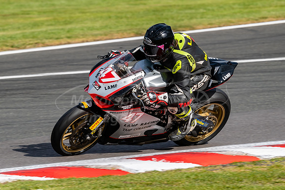 47 Martin Heaton,