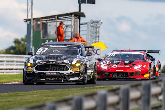 61  Jordan Albert / Matt Cowley,  Academy Motorsport Ford Mustang GT4
