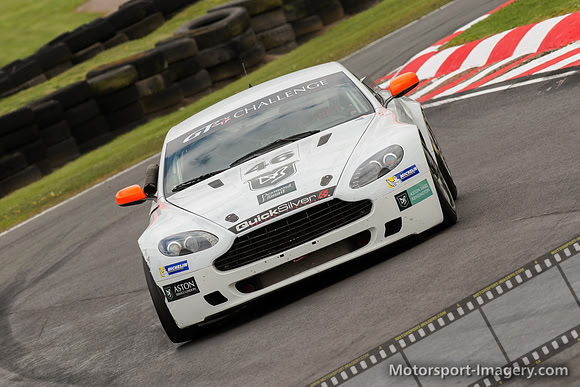 Aston Martin V8 Vantage GT4, Smail, Meins