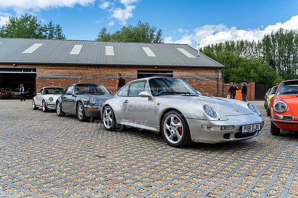 911 traffic jam at Autofarm