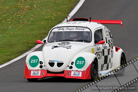 Car 257, Team Jolly Roger White