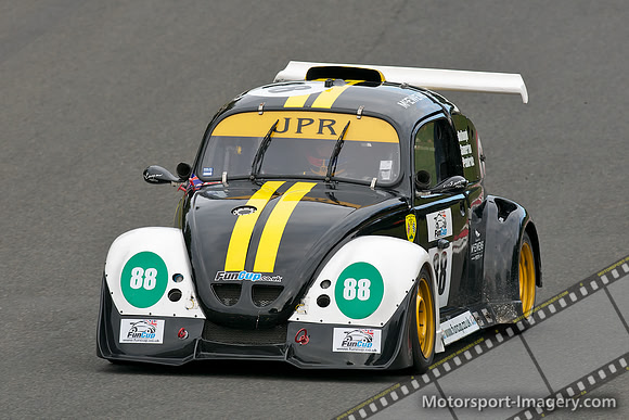 Car 88, Team JPR Ecurie Escargot