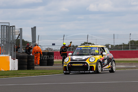 66 Ronan Pearson