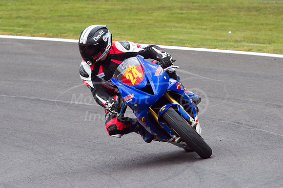 24 Jordan GILBERT Team Haribo Starmix Triumph