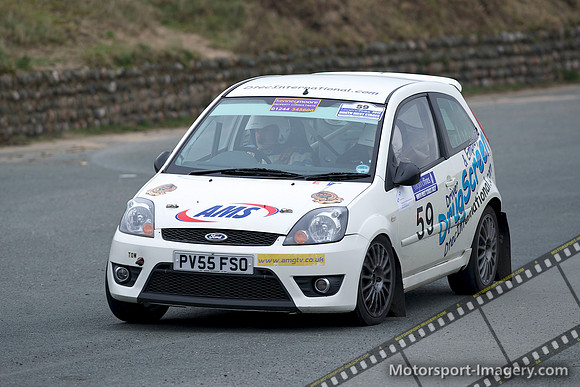 Ean Lewin, Laura Taylor, Ford Fiesta ST150