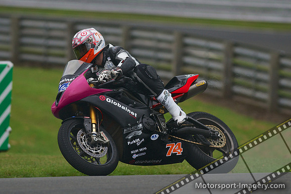 Dean Hipwell, Triumph