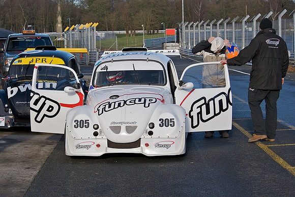 Car 305, 2 seater