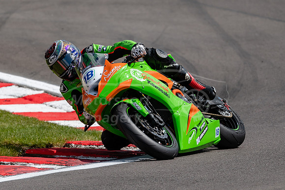 18 Ross Twyman Kawasaki,