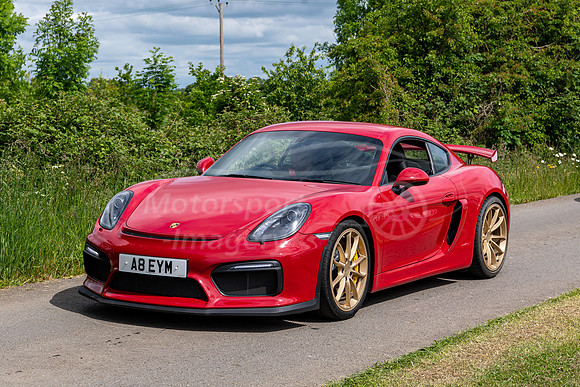A8EYM, 2016 Porsche Cayman Gt4