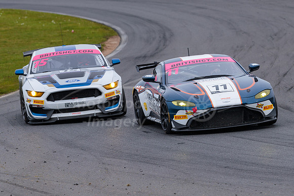 11  Beechdean AMR - Aston Martin V8 Vantage GT4  Kelvin Fletcher