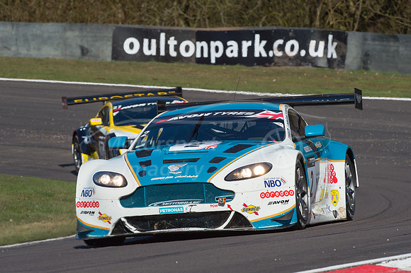 Ahmad Al Harthy, Daniel Lloyd, Aston Martin Vantage