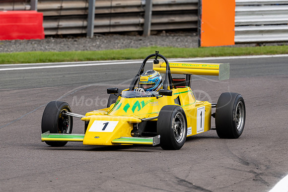 1 Ben Stiles Van Diemen RF82