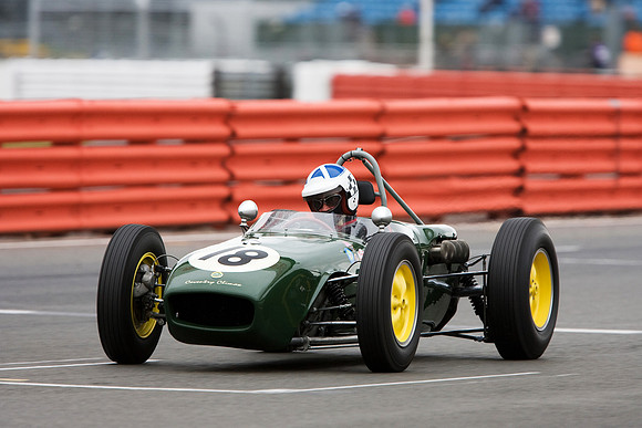 Lotus 18
