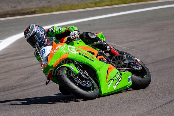 18 Ross Twyman Kawasaki,