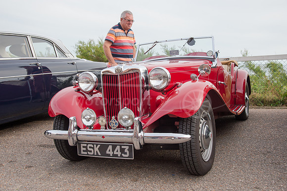 MG Roadster ESK443