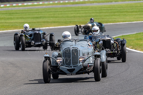 16 KMB 300 Mark Brett Ballamy-Ford V8 Special