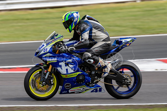 41 Alan Naylor Yamaha,