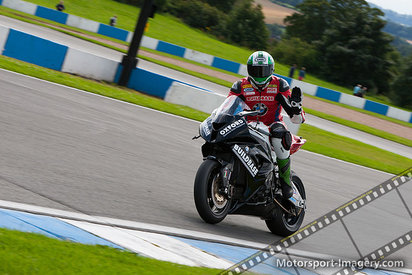 60  Peter Hickman - Buildbase BMW