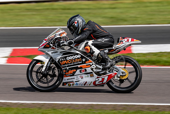 27 Calum Beach Honda,