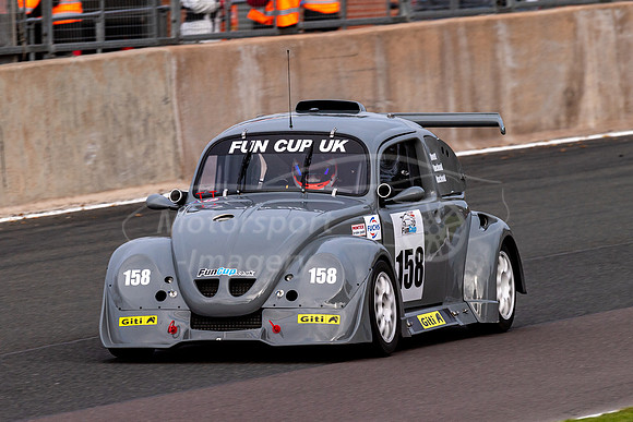 158 Paul RIVETT / John MACLEOD / Alex MACLEOD