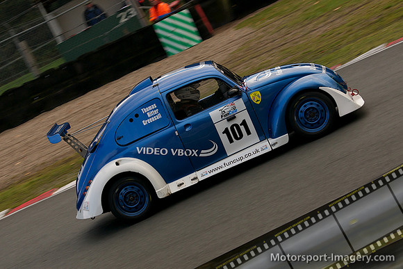 Car 101, Team Racelogic