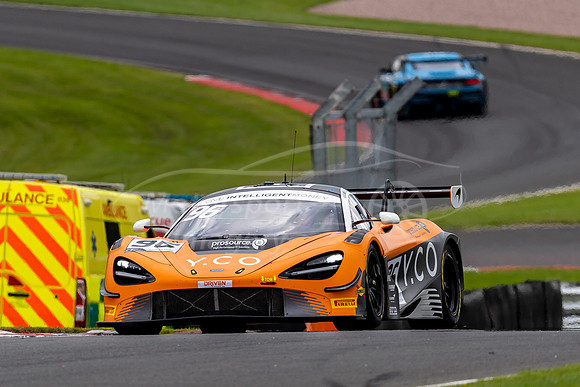 96  Ollie Wilkinson / Lewis Proctor,  Optimum Motorsport McLaren 720S GT3