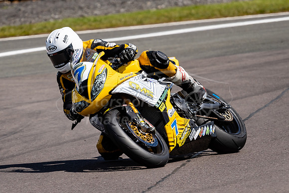 7 Richard Kerr Triumph,