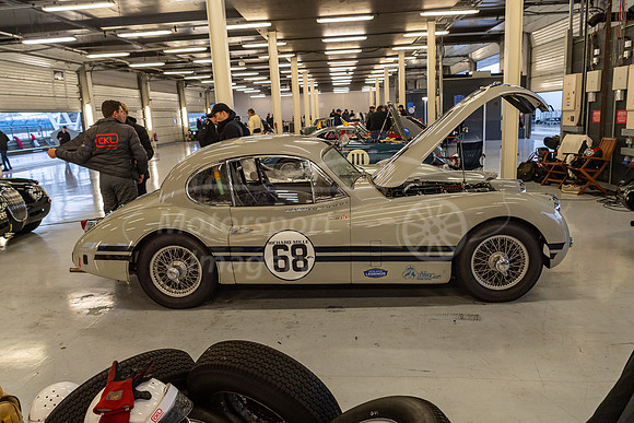 68 Marc Gordon / Read Gomm, Jaguar XK140