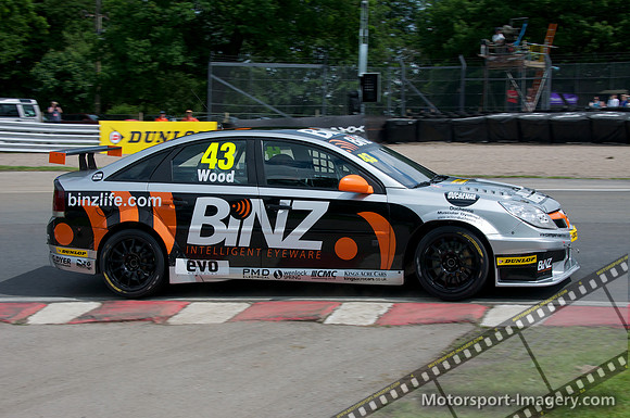 Lea Wood, Vauxhall Vectra