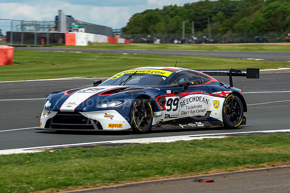 99  Andrew Howard / Marco Sorensen
