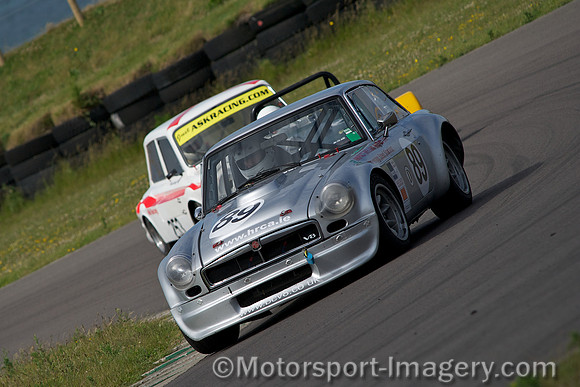 Bernard Foley, MGB GT V8