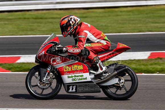 11 Dan Jones KTM,