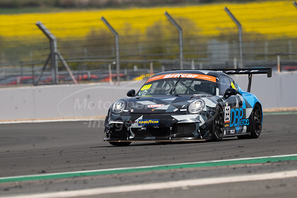 69  Marcus Fothergill / Dave Benett