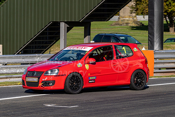 Simon HILL VW Golf GTi Mk5