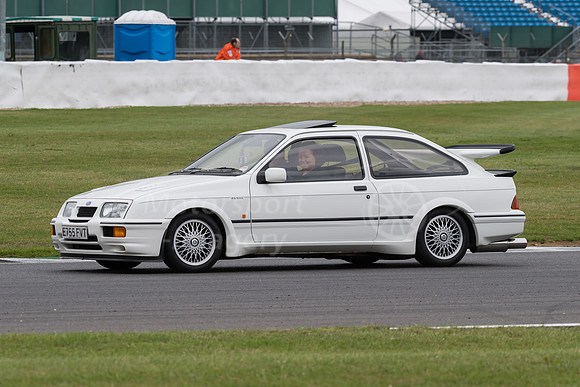 Ford Sierra Cosworth RS500 E755FVT