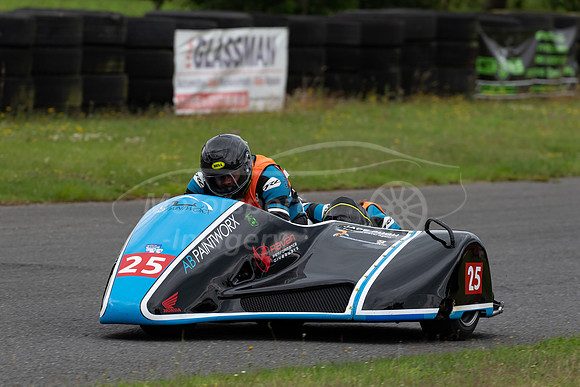 25 Andrew Bingham / Kelly Bridgland