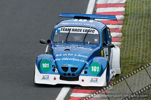 Car 101, Team Racelogic
