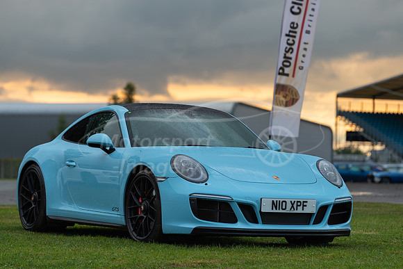 Porsche 911 Carrera GTS