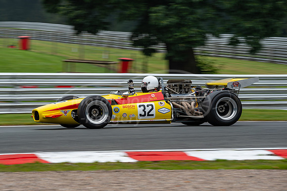 32 Alan Simmonds Lola T142,