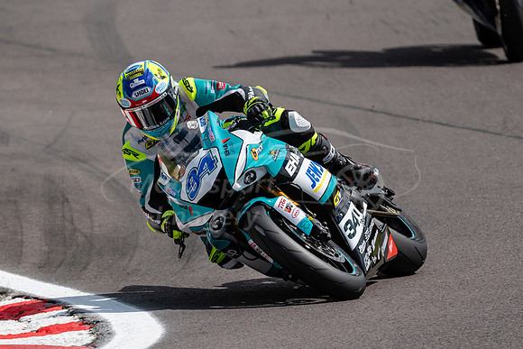 34 Alastair Seeley Yamaha