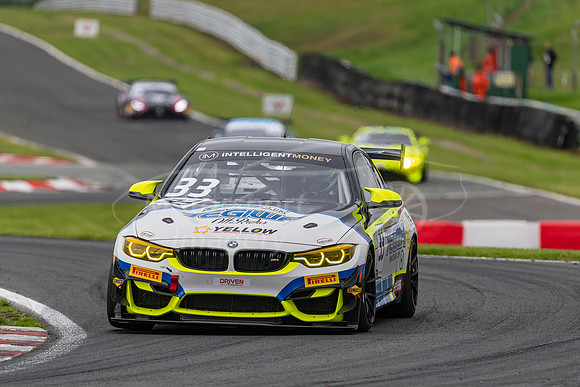 33  Luke Sedzikowski / David Whitmore, Century Motorsport BMW M4 GT4
