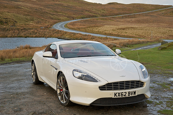 Aston Martin DB9