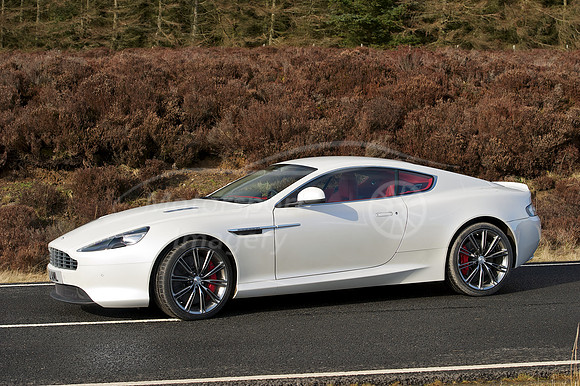 Aston Martin DB9