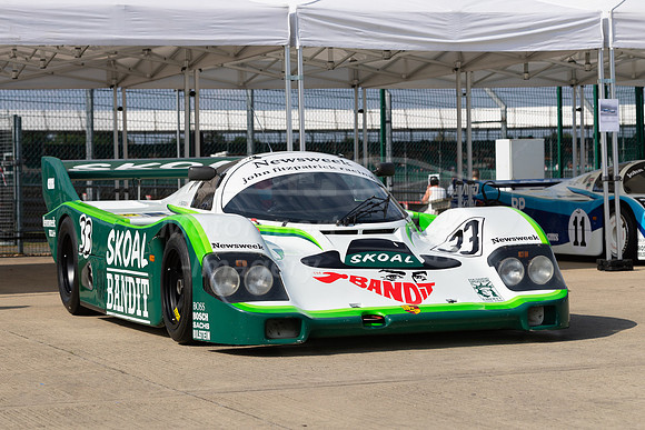 33 Porsche 956-114 JFR Skoal Bandit 1984