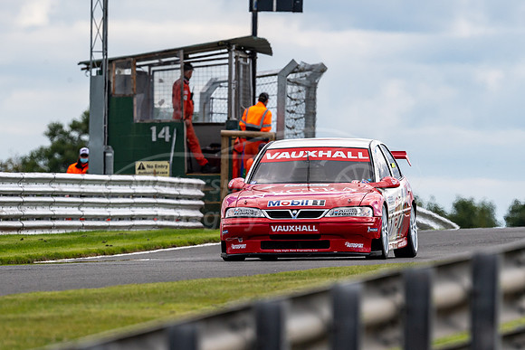 5 Jason Hughes Vauxhall Vectra