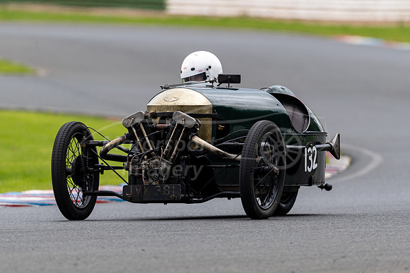 132 M.Walker(James EDWARDS) MORGAN SUPER AERO 2STR
