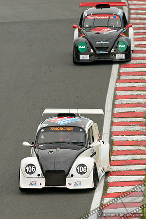 Car 106, Team Dominos Track Torqu Racing