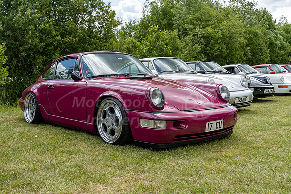 17CU, 1993 Porsche 911 Carrera 2 Coupe